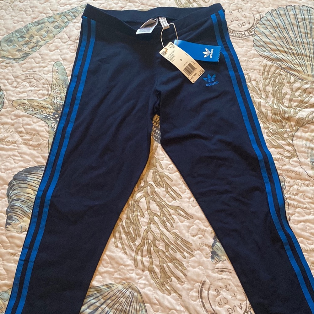 3 Stripe Tights.